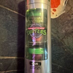 Profusion Cosmetics Teenage Mutant Ninja Turtles Glow Highlighter Set - Green